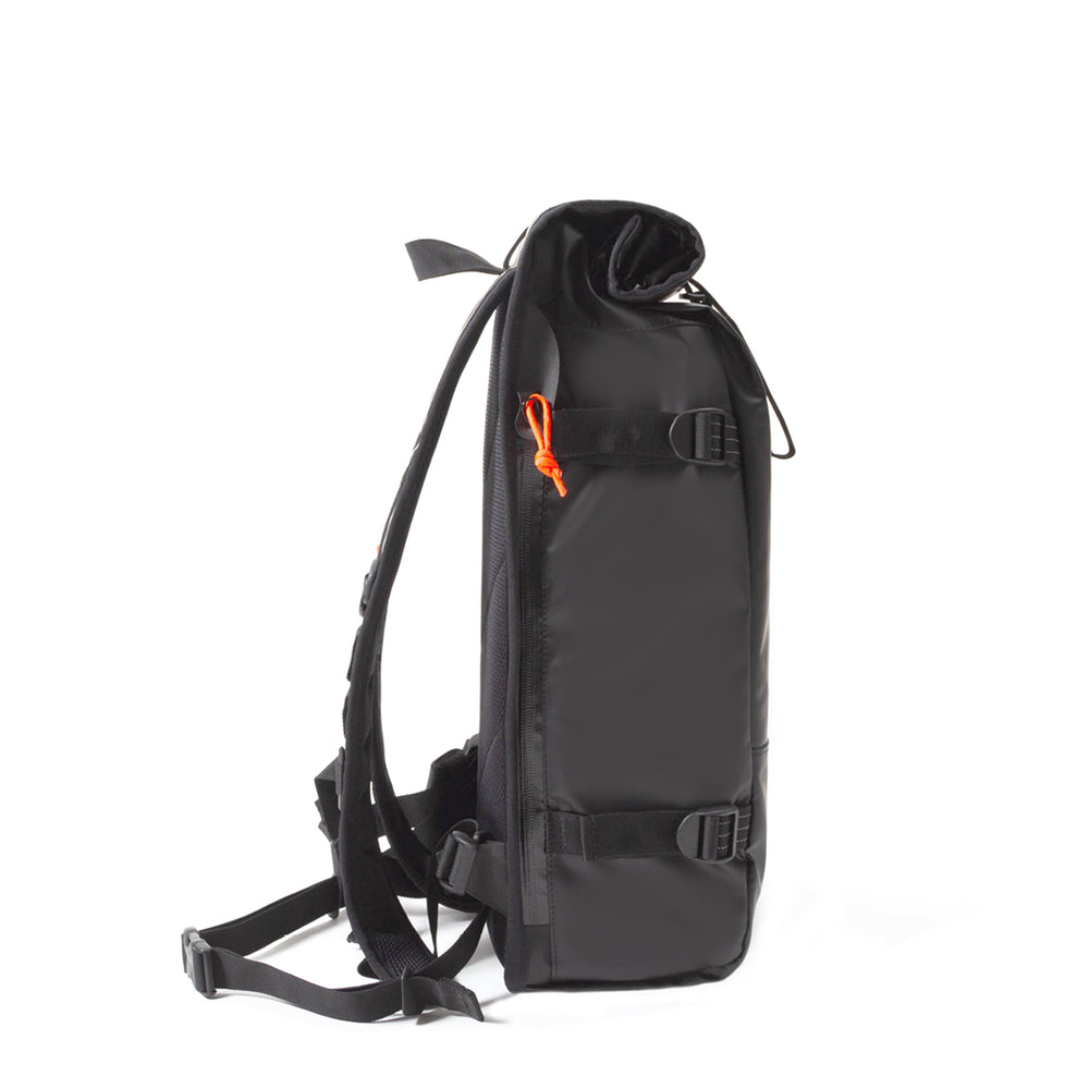 W 22SS ROLL TOP BACK PACK